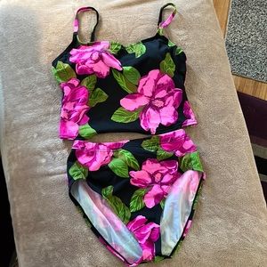 Beach Bay tankini swim suit
